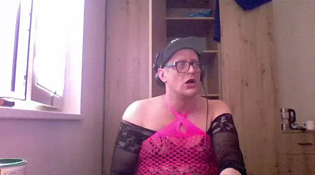 Snapshot of Bigthroaterboy chatting on March 2025 08:13:01 AM Bigthroaterboy online show from March 2025 08:13:01 AM