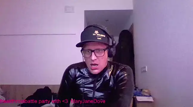 Snapshot of Bigthroaterboy chatting on March 2025 09:50:01 AM Bigthroaterboy online show from March 2025 09:50:01 AM