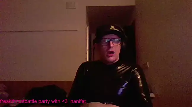 Snapshot of Bigthroaterboy chatting on March 2025 05:54:01 PM Bigthroaterboy online show from March 2025 05:54:01 PM