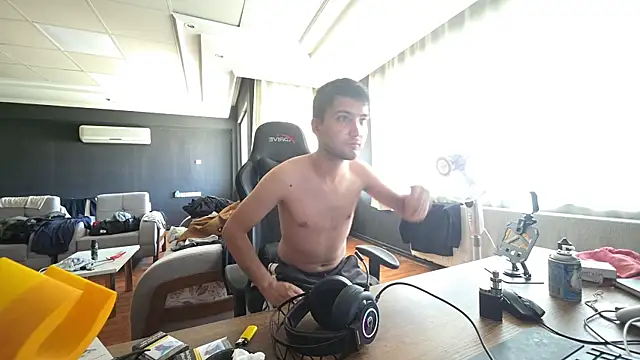 Snapshot of istebenboylebiradamim chatting on November 2025 10:57:02 AM istebenboylebiradamim online show from November 2025 10:57:02 AM