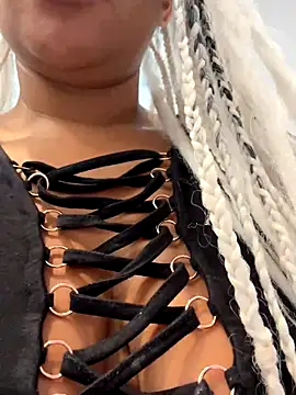 HaileyDiana online show from October 2025 08:23:02 AM