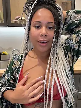 HaileyDiana online show from October 2025 04:16:02 PM