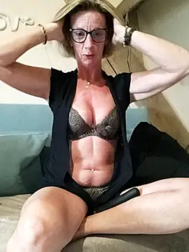 tatianasexymilf online show from May 2026 07:23:02 PM