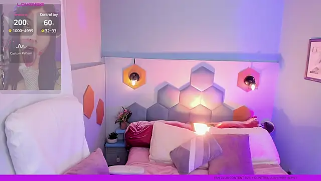 Melissa Koster online show from February 2025 08:20:02 AM