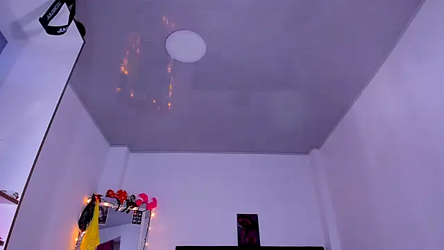 kerlysmith 24 online show from January 2025 04:09:01 PM