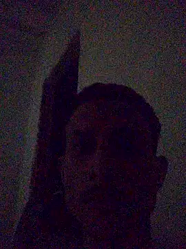 Snapshot of magrinhosafadoo33 chatting on March 2025 12:07:02 AM magrinhosafadoo33 online show from March 2025 12:07:02 AM