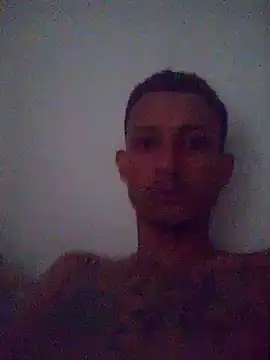 Snapshot of magrinhosafadoo33 chatting on November 2025 11:21:02 AM magrinhosafadoo33 online show from November 2025 11:21:02 AM