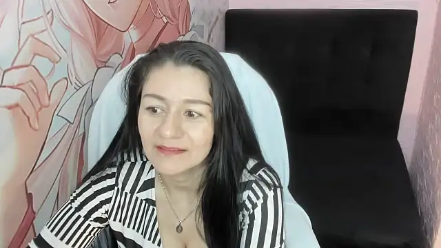 Snapshot of AllysonMilf69 chatting on October 2025 02:07:01 PM AllysonMilf69 online show from October 2025 02:07:01 PM