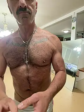 DaddySnowXX online show from May 2026 03:58:02 AM