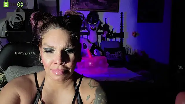 MadisonJayde online show from April 2026 05:21:01 AM