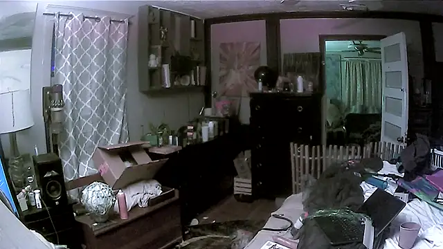 Snapshot of trash4cash chatting on March 2026 04:19:01 AM trash4cash online show from March 2026 04:19:01 AM