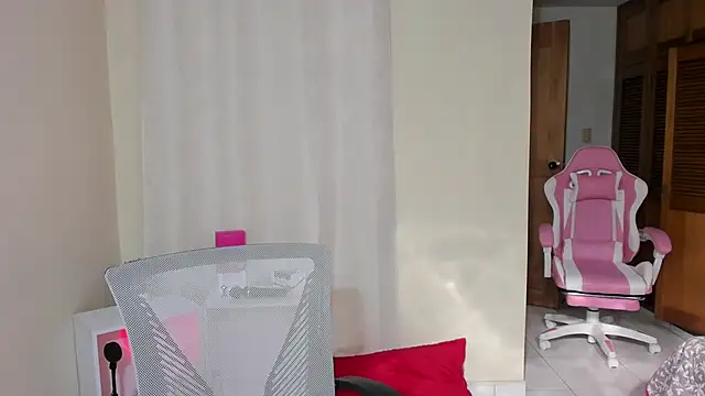 shanakendal2 online show from February 2025 08:53:02 PM