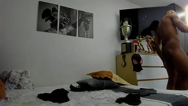 Snapshot of Malkongarcia chatting on March 2026 10:48:01 PM Malkongarcia online show from March 2026 10:48:01 PM