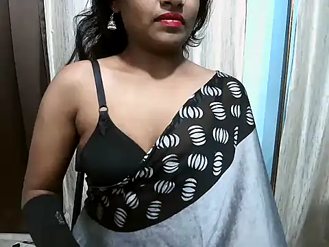 Mayra baby online show from May 2026 06:57:01 PM