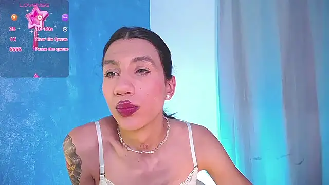 sofiaa grey  online show from December 2024 04:17:01 PM