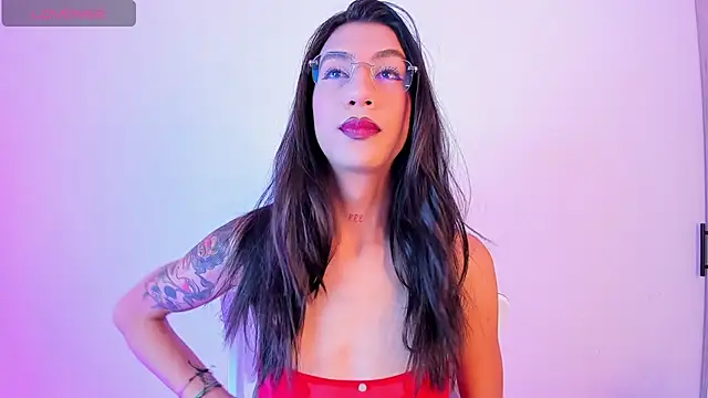 sofiaa grey  online show from November 2025 02:54:01 PM