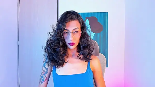 sofiaa grey  online show from April 2026 02:11:01 PM