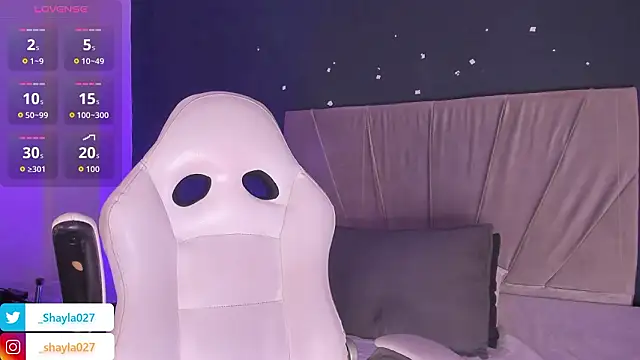 Shayla27 online show from February 2026 01:10:01 PM