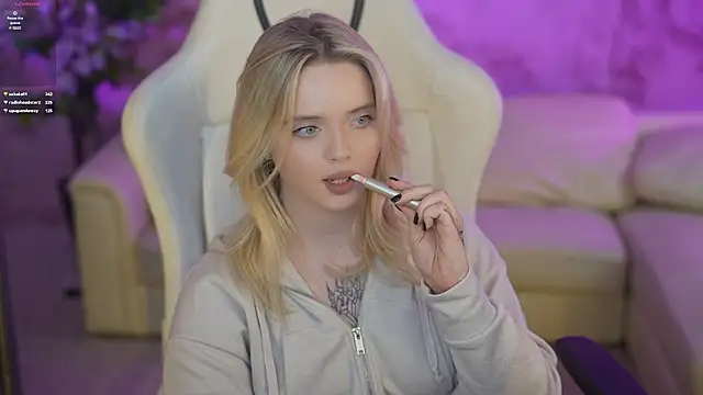 Cassy-Celestial  online show from February 2025 06:32:02 AM