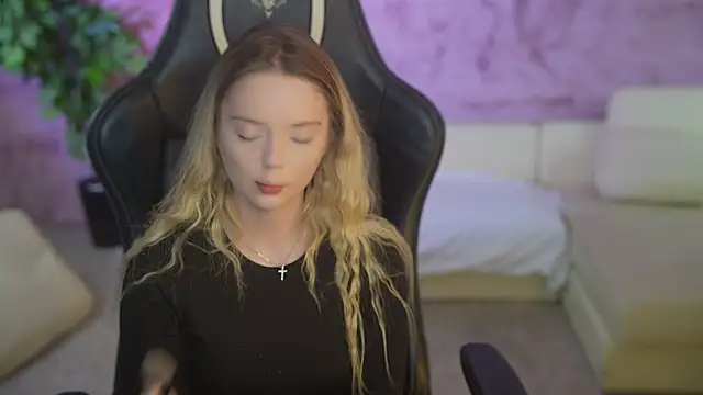 Cassy-Celestial  online show from October 2025 04:09:02 AM