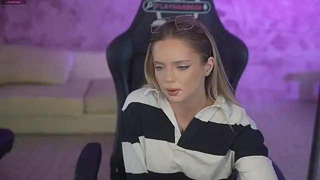 Cassy-Celestial  online show from May 2026 07:05:01 AM
