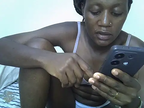 pretty alma20 online show from February 2025 08:11:02 PM