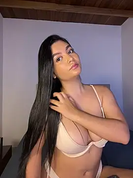 Snapshot of DashaStar chatting on January 2025 02:19:02 AM DashaStar online show from January 2025 02:19:02 AM