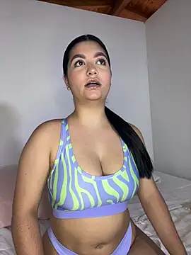 Snapshot of DashaStar chatting on March 2025 09:02:02 PM DashaStar online show from March 2025 09:02:02 PM