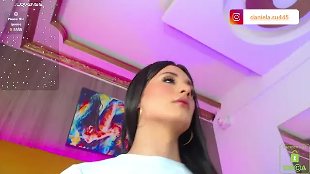 milan delrey online show from December 2024 02:46:02 PM