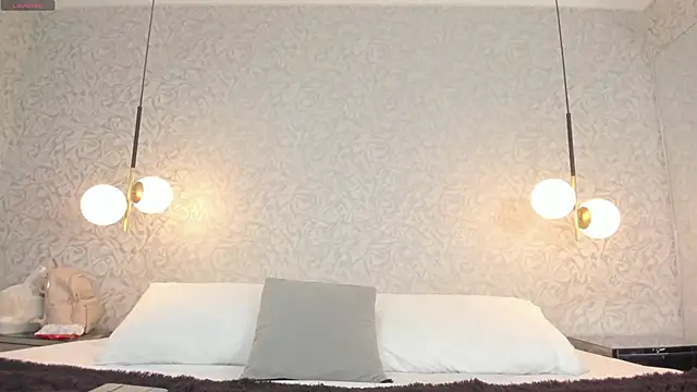 leigh-angels online show from May 2026 09:34:01 PM