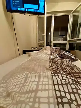 Jossi15 online show from October 2025 09:42:01 PM