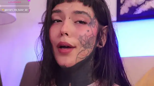 SylveonFox online show from October 2025 04:15:02 PM