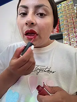 Snapshot of Sol_biglips chatting on September 2025 06:09:01 PM Sol biglips online show from September 2025 06:09:01 PM