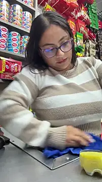 Sol biglips online show from November 2025 11:21:02 AM