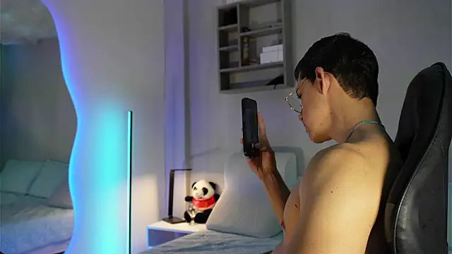 Snapshot of MarcoSullivan chatting on February 2026 07:56:02 PM MarcoSullivan online show from February 2026 07:56:02 PM