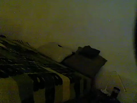 Snapshot of oopsxx chatting on February 2025 04:14:02 AM oopsxx online show from February 2025 04:14:02 AM