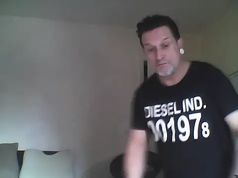 Snapshot of oopsxx chatting on February 2025 02:34:01 PM oopsxx online show from February 2025 02:34:01 PM