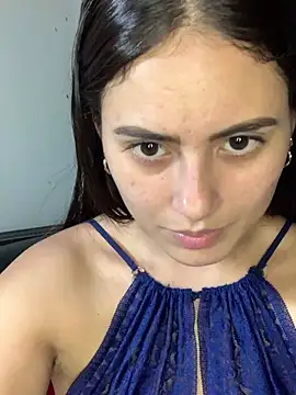 Snapshot of Azuna25 chatting on March 2025 12:07:02 AM Azuna25 online show from March 2025 12:07:02 AM