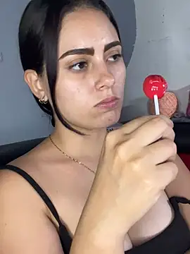 Azuna25 online show from April 2026 08:15:01 PM