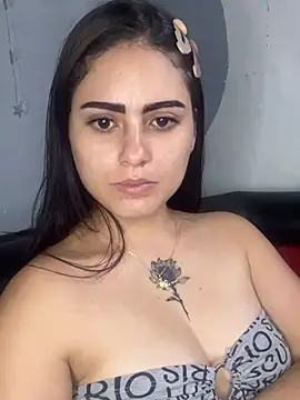 Azuna25 online show from June 2026 12:32:02 AM
