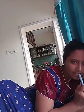 Snapshot of AUNTY1984 chatting on May 2026 04:08:02 AM AUNTY1984 online show from May 2026 04:08:02 AM