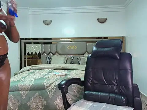 ebony shilly3 online show from November 2025 12:00:01 AM