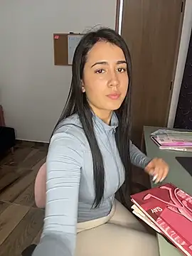 Snapshot of AnithaFigueroa1 chatting on January 2026 08:13:02 PM AnithaFigueroa1 online show from January 2026 08:13:02 PM