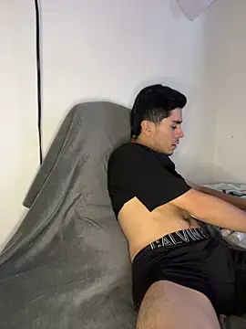 robin model online show from March 2025 10:26:02 PM