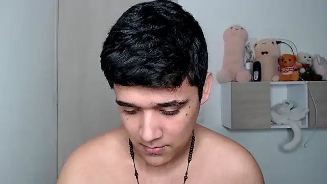 Snapshot of kaiine190 chatting on October 2025 08:20:02 PM kaiine190 online show from October 2025 08:20:02 PM