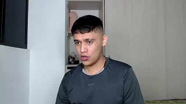 Snapshot of kaiine190 chatting on February 2026 10:31:01 PM kaiine190 online show from February 2026 10:31:01 PM