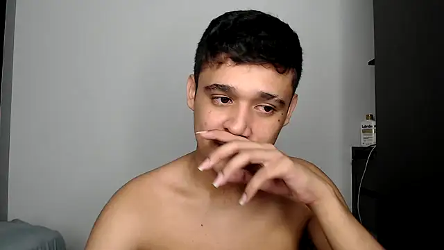 Snapshot of kaiine190 chatting on March 2026 07:58:02 AM kaiine190 online show from March 2026 07:58:02 AM