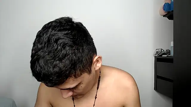 Snapshot of kaiine190 chatting on March 2026 07:35:02 AM kaiine190 online show from March 2026 07:35:02 AM