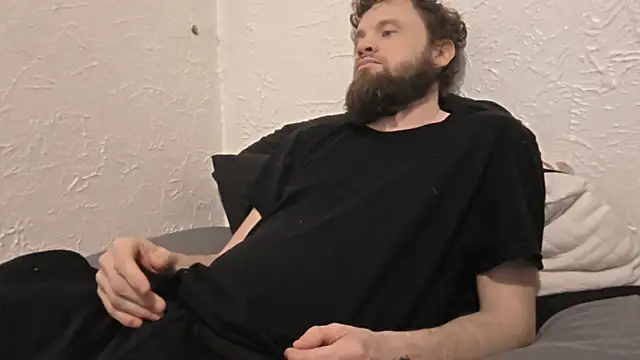 Snapshot of Talenjames4 chatting on March 2026 02:07:02 AM Talenjames4 online show from March 2026 02:07:02 AM