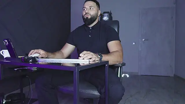 mattmasterss online show from September 2025 08:25:01 PM